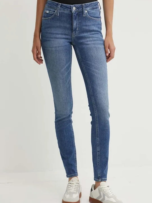 Calvin Klein Jeans Jeans (J20J223633-1A4) Women